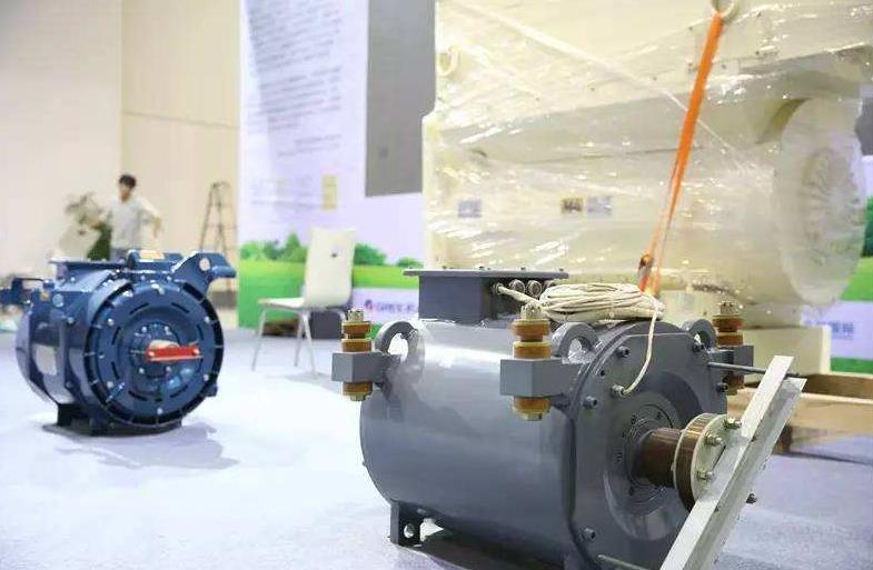 TQ-800永磁同步牽引電機(jī) TQ-800永磁同步牽引電機(jī)